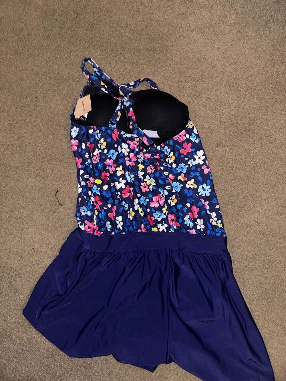 Plus Size 2x 18-20 BloomChic Floral Print Keyhole Pockets Swim Romper - Picture 13 of 14